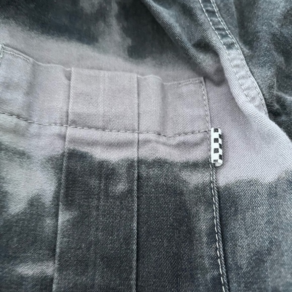 Vans ladies jacket. Grey striped tie dye style size small - Picture 6 of 12